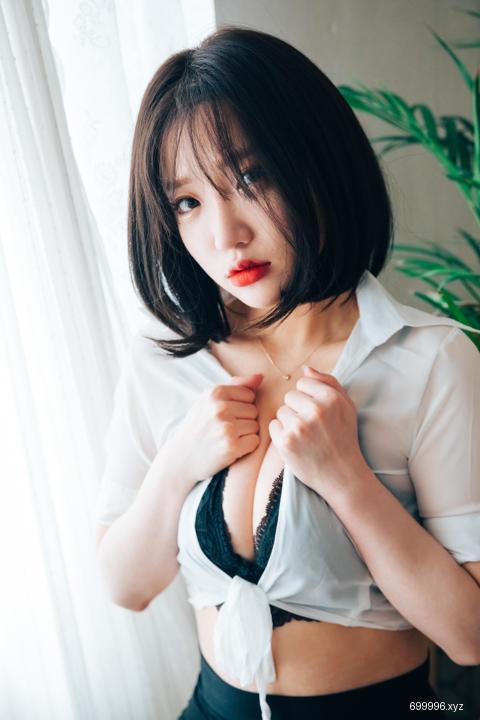 Ye-Eun - Office Girl Vol.1